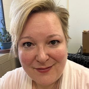 Meet your Posher, Lynne